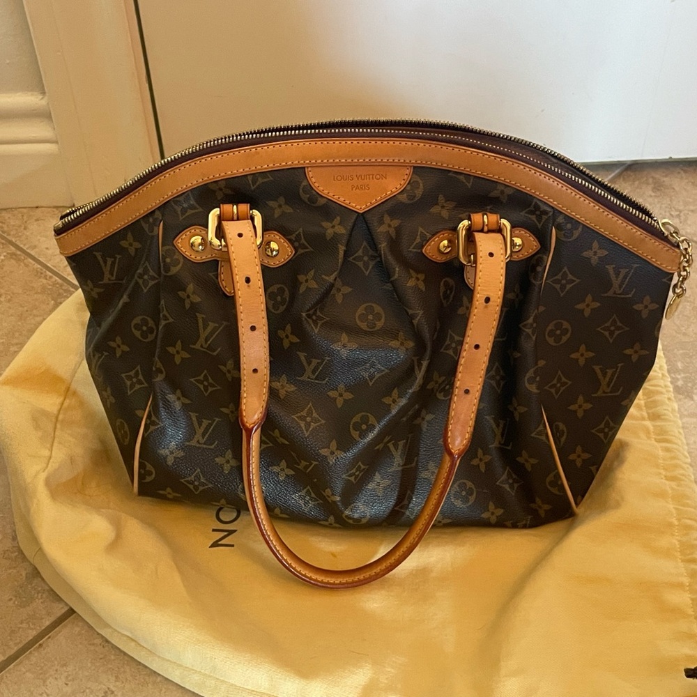 Louis Vuitton Tivoli GM Monogram